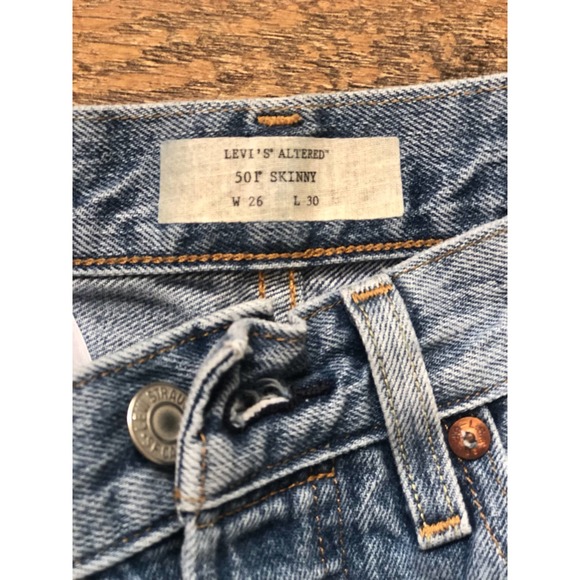 Levi’s Altered 501Skinny SIZE 26x30 - Picture 4 of 6